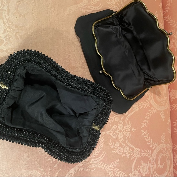 Bundle of 2 vintage pocket books, black - Picture 2 of 7